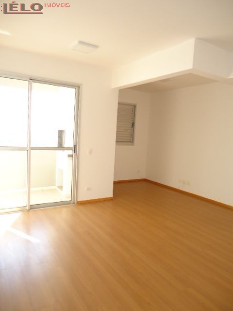 Apartamento para locacao no Vila Nova em Maringa com 109,46m² por R$ 2.200,00