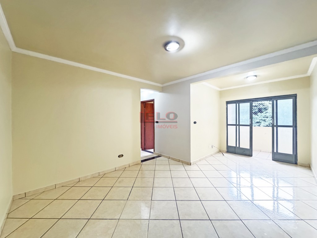 Apartamento para locacao no Zona 07 em Maringa com 108m² por R$ 1.700,00