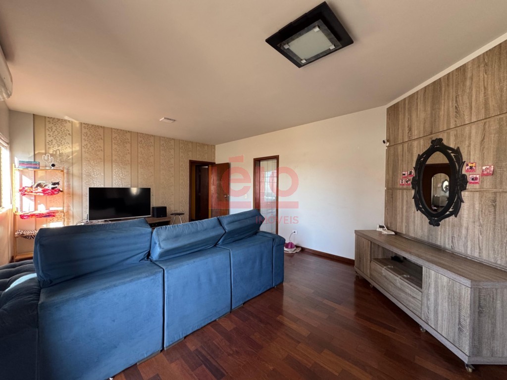 Apartamento para venda no Zona 07 em Maringa com 162,02m² por R$ 470.000,00