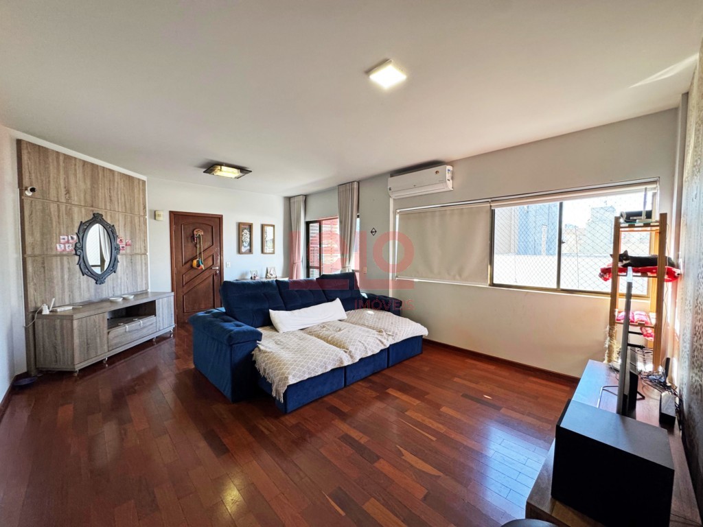 Apartamento para venda no Zona 07 em Maringa com 162,02m² por R$ 470.000,00