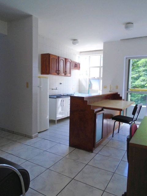 Apartamento para venda no Zona 07 em Maringa com 85,53m² por R$ 190.000,00