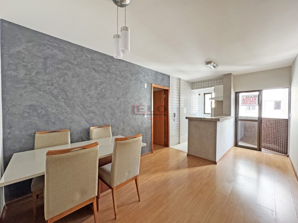 Apartamento para locacao no Novo Centro em Maringa com 105m² por R$ 2.000,00