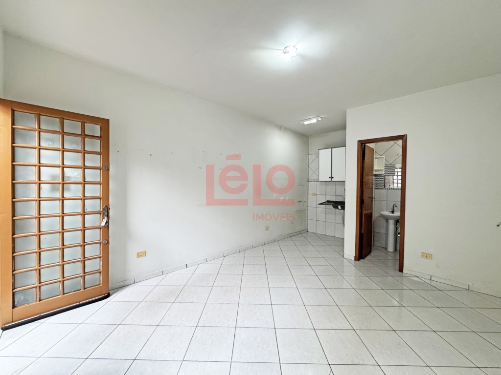 Apartamento para locacao no Zona 07 em Maringa com 30m² por R$ 750,00