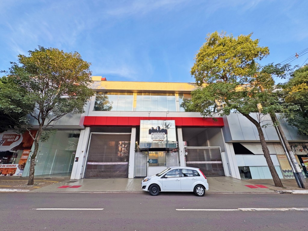 Apartamento para locacao no Zona 08 em Maringa com 39,34m² por R$ 1.200,00