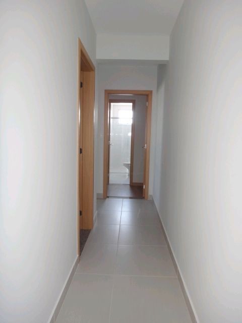 Apartamento para locacao no Zona 07 em Maringa com 115,85m² por R$ 1.890,00