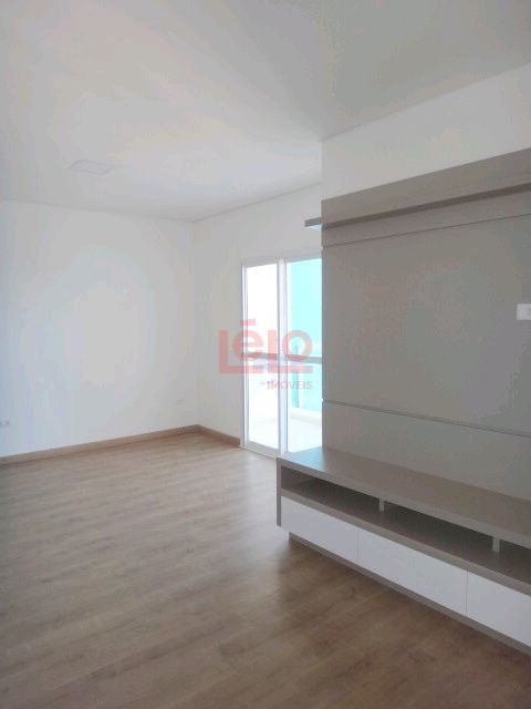 Apartamento para locacao no Vila Nova em Maringa com 149,13m² por R$ 2.500,00