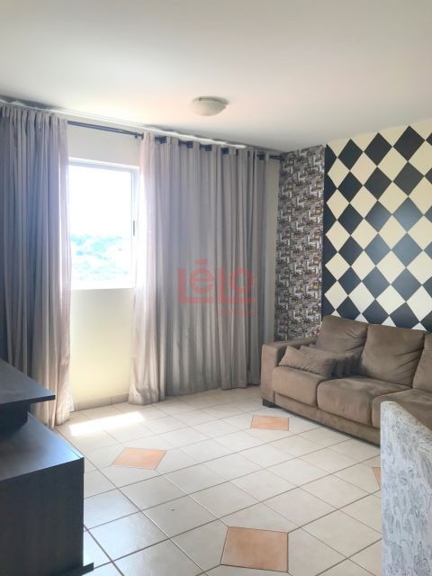 Apartamento para locacao no Zona 07 em Maringa com 106,26m² por R$ 1.700,00