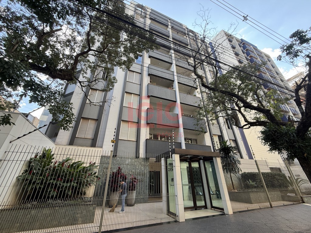 Apartamento para locacao no Zona 07 em Maringa com 163,64m² por R$ 3.000,00