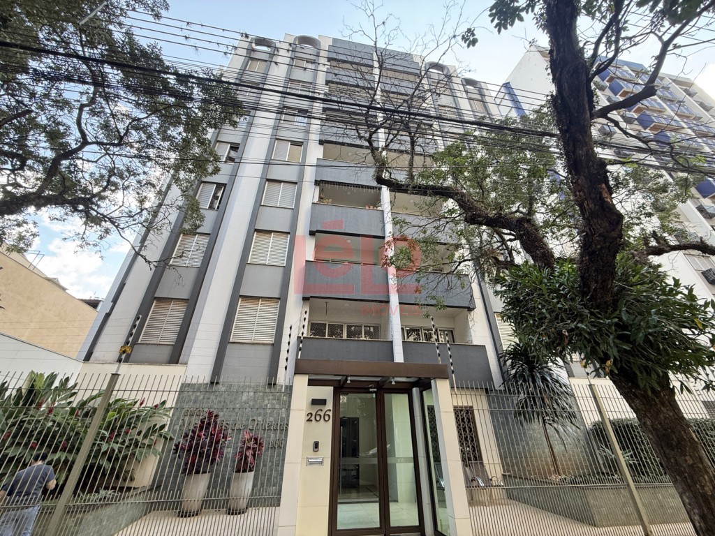 Apartamento para locacao no Zona 07 em Maringa com 163,64m² por R$ 3.000,00