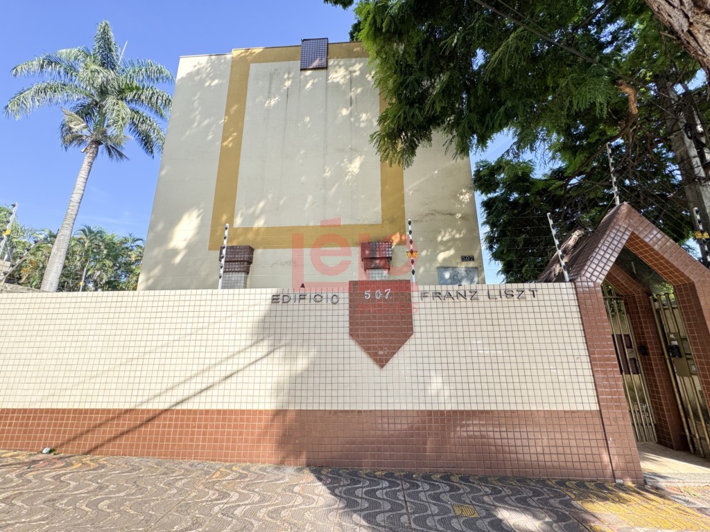 Apartamento para venda no Zona 07 em Maringa com 52,22m² por R$ 165.000,00
