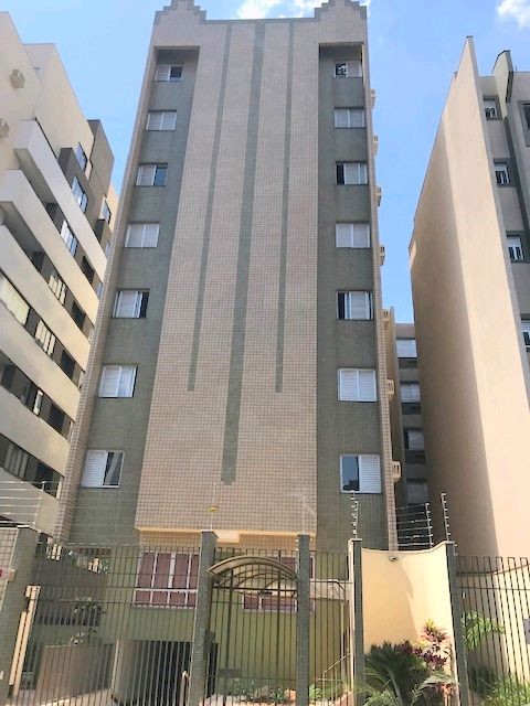 Apartamento para locacao no Zona 07 em Maringa com 169,1m² por R$ 2.400,00