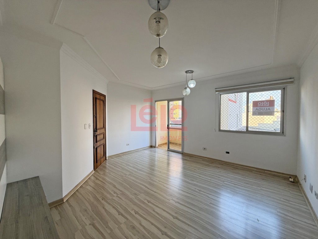 Apartamento para locacao no Zona 07 em Maringa com 169,1m² por R$ 2.400,00