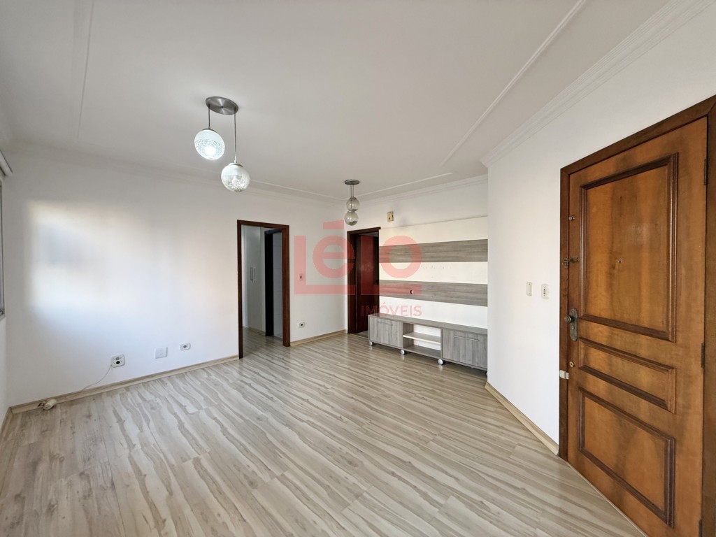 Apartamento para alugar em Zona 07, Maringá — Portal Chave Fácil