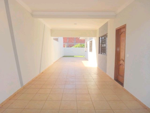 Casa Residencial para locacao no Parque Avenida em Maringa com 68,79m² por R$ 2.500,00