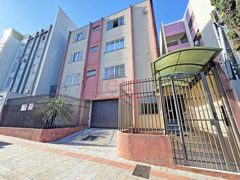 Apartamento para locacao no Zona 07 em Maringa com 77,27m² por R$ 1.100,00