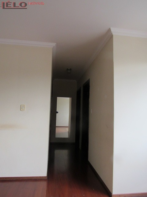 Apartamento para locacao no Zona 07 em Maringa com 112,77m² por R$ 1.500,00
