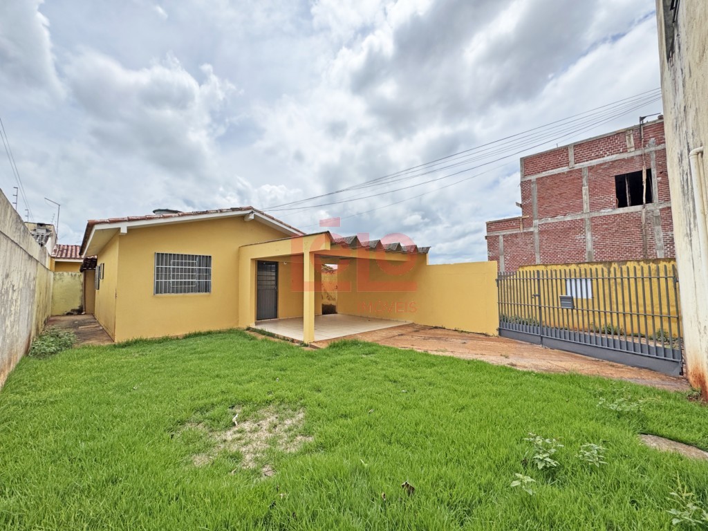 Casa Residencial para locacao no Jardim Sao Francisco em Maringa com 75,3m² por R$ 1.400,00