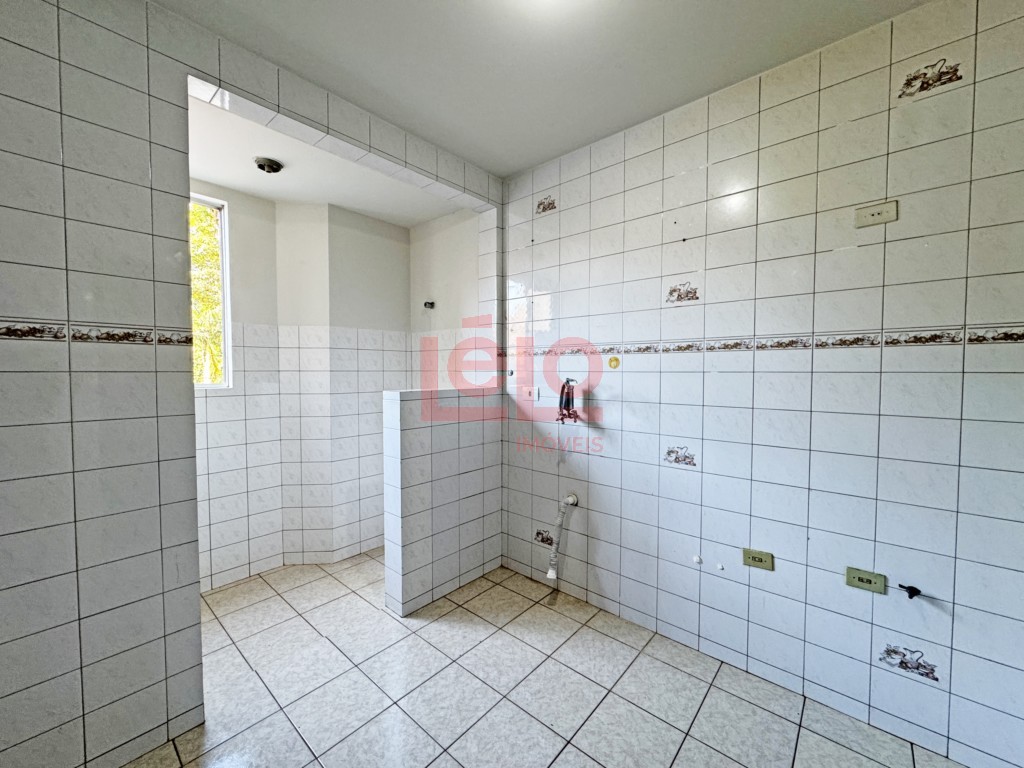 Apartamento para locacao no Zona 07 em Maringa com 94,88m² por R$ 1.200,00