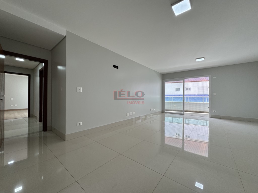 Apartamento para venda no Novo Centro em Maringa com 260,14m² por R$ 1.450.000,00