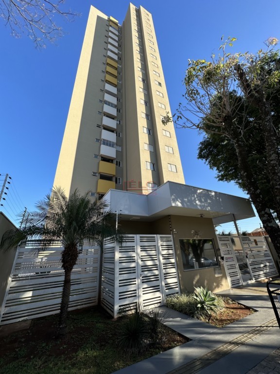 Apartamento para locacao no Zona 07 em Maringa com 105m² por R$ 1.600,00