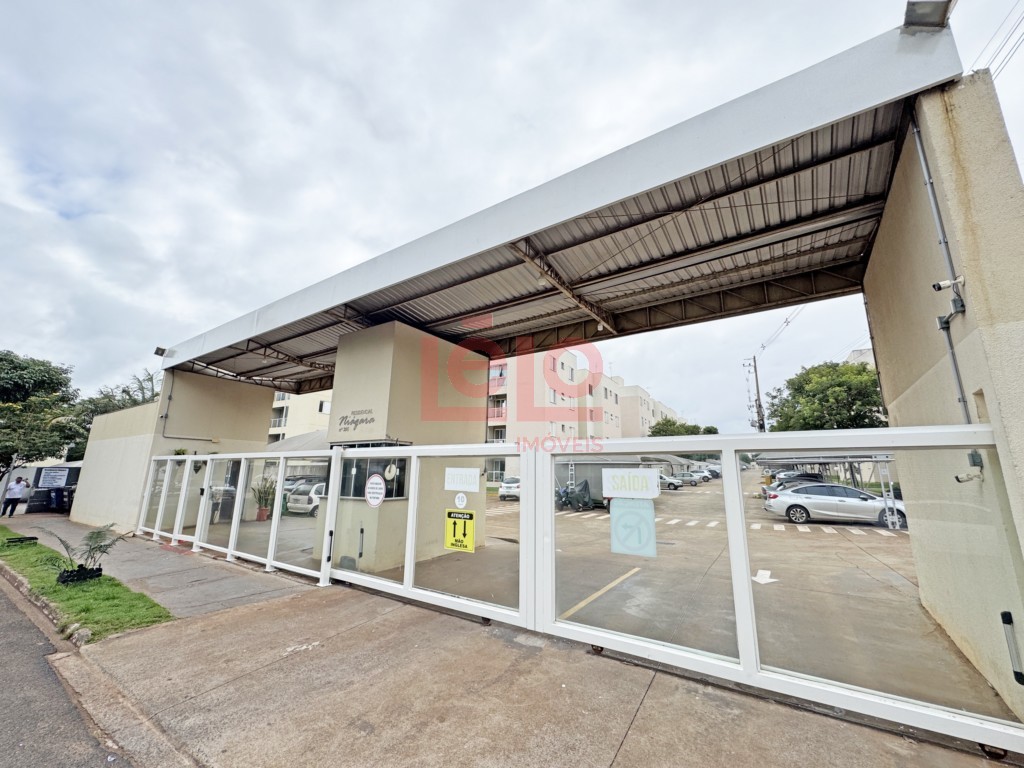 Apartamento para locacao no Parque Industrial I em Marialva com 90,43m² por R$ 1.400,00