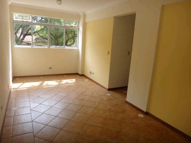 Apartamento para locacao no Zona 07 em Maringa com 93,36m² por R$ 1.500,00