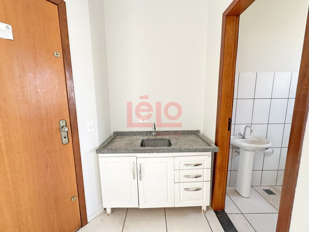 Sala Comercial para locacao no Jardim Ipanema em Maringa com 65,94m² por R$ 2.000,00
