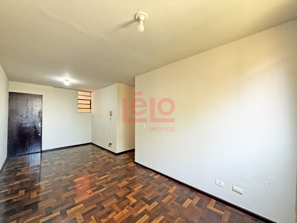 Apartamento para locacao no Zona 07 em Maringa com 80,77m² por R$ 1.200,00