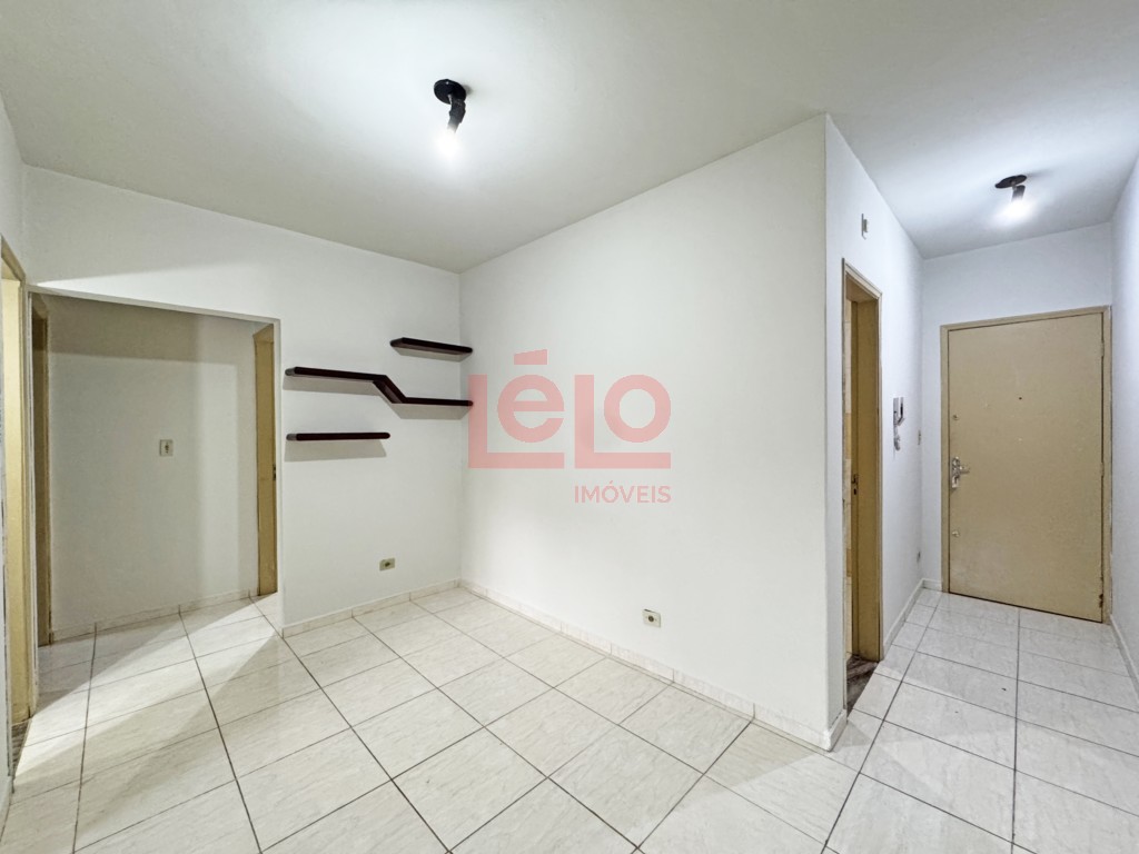 Apartamento para locacao no Zona 07 em Maringa com 69,76m² por R$ 1.400,00