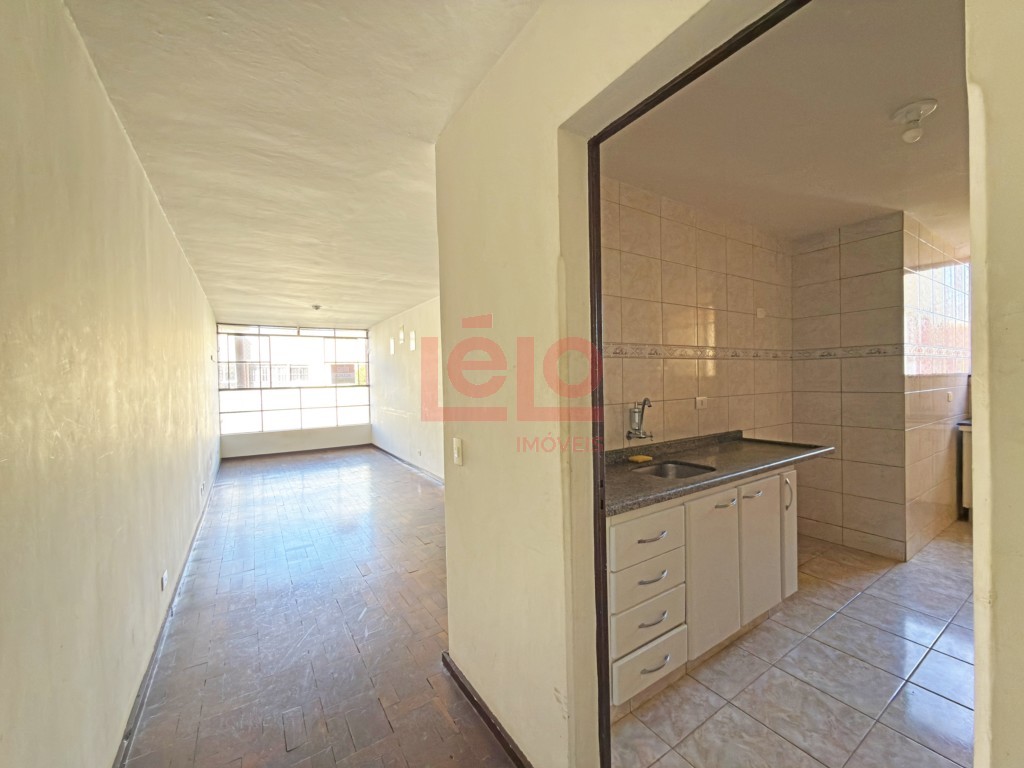 Apartamento para locacao no Zona 07 em Maringa com 89,64m² por R$ 1.500,00