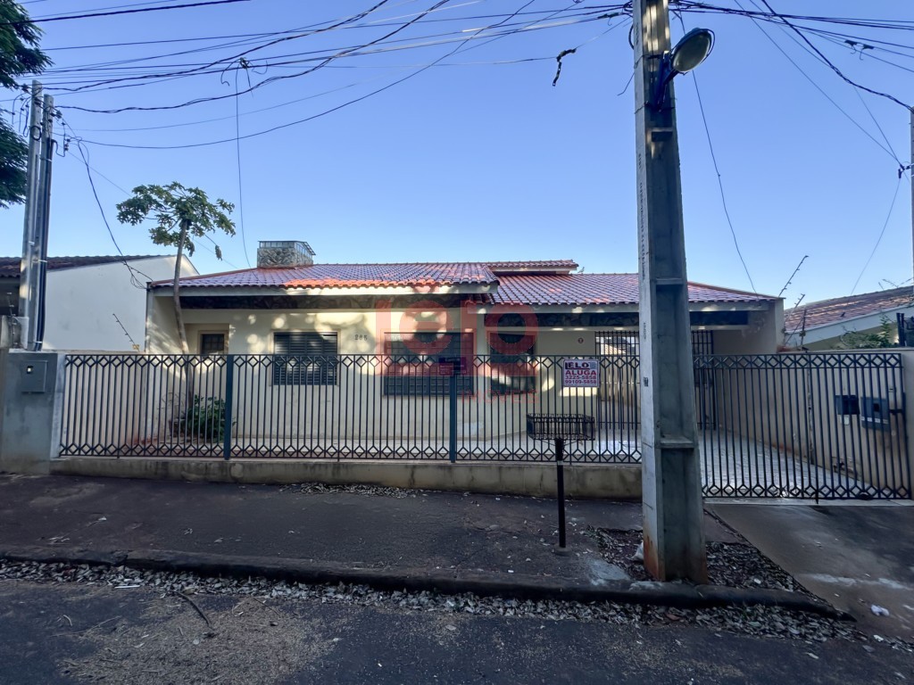 Casa Residencial para locacao no Jardim Canada em Maringa com 126,04m² por R$ 2.000,00