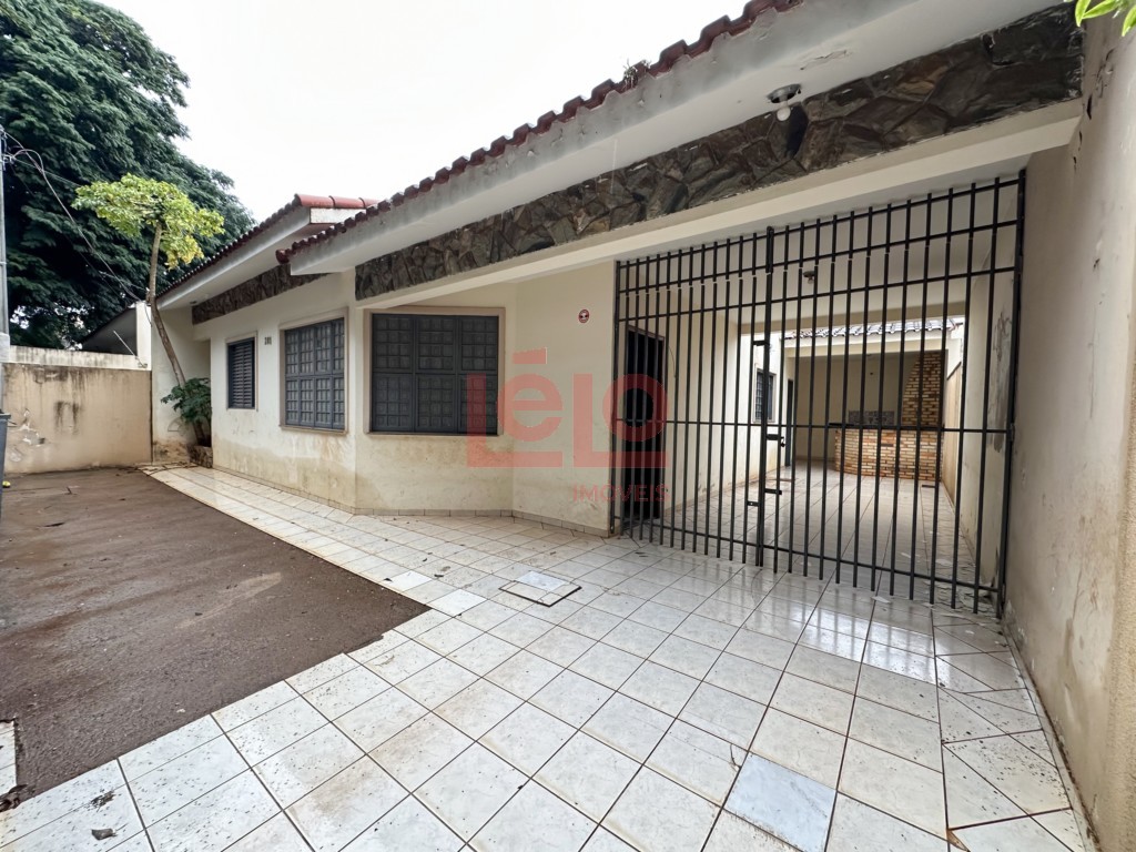 Casa Residencial para locacao no Jardim Canada em Maringa com 126,04m² por R$ 2.000,00
