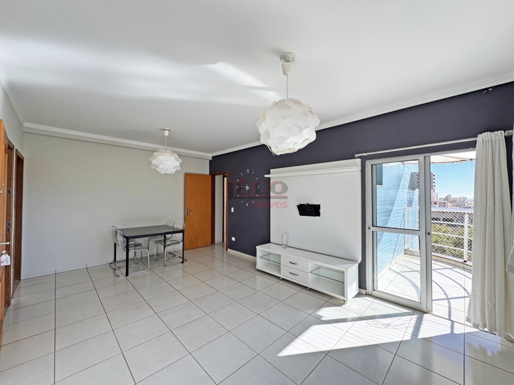 Apartamento para locacao no Zona 07 em Maringa com 163m² por R$ 2.600,00