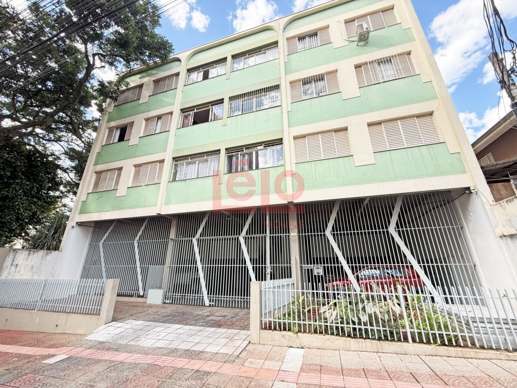 Apartamento para locacao no Zona 07 em Maringa com 103,54m² por R$ 1.200,00