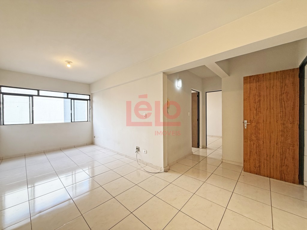 Apartamento para locacao no Zona 07 em Maringa com 103,54m² por R$ 1.200,00