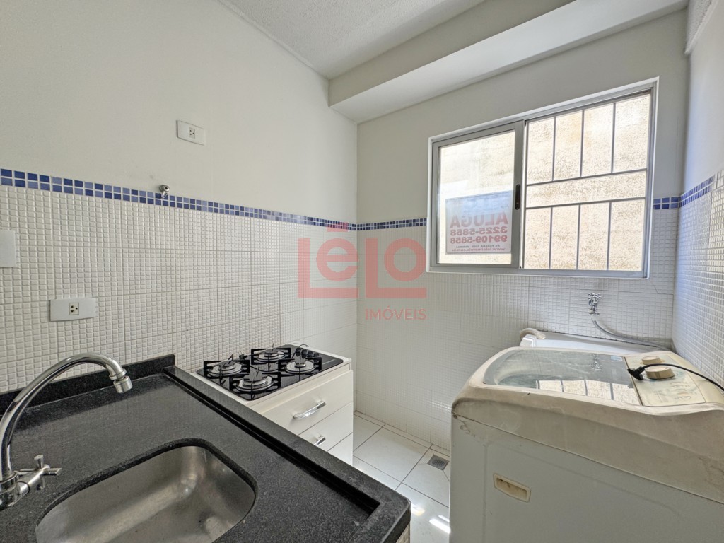 Apartamento para locacao no Zona 07 em Maringa com 42m² por R$ 1.000,00