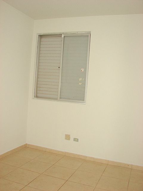 Apartamento para locacao no Zona 07 em Maringa com 103,07m² por R$ 1.600,00