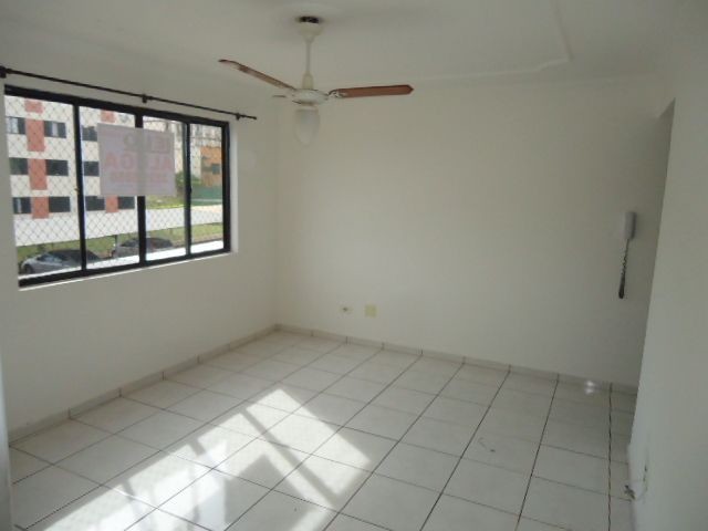 Apartamento para locacao no Parque Res Cidade Nova em Maringa com 71,62m² por R$ 950,00