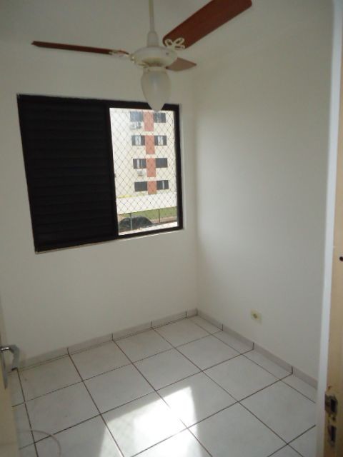 Apartamento para locacao no Parque Res Cidade Nova em Maringa com 71,62m² por R$ 950,00