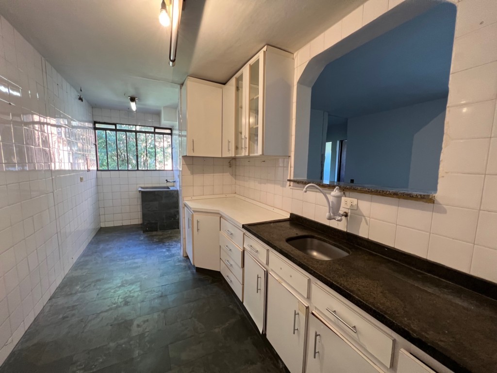 Apartamento para locacao no Zona 07 em Maringa com 89,64m² por R$ 1.400,00