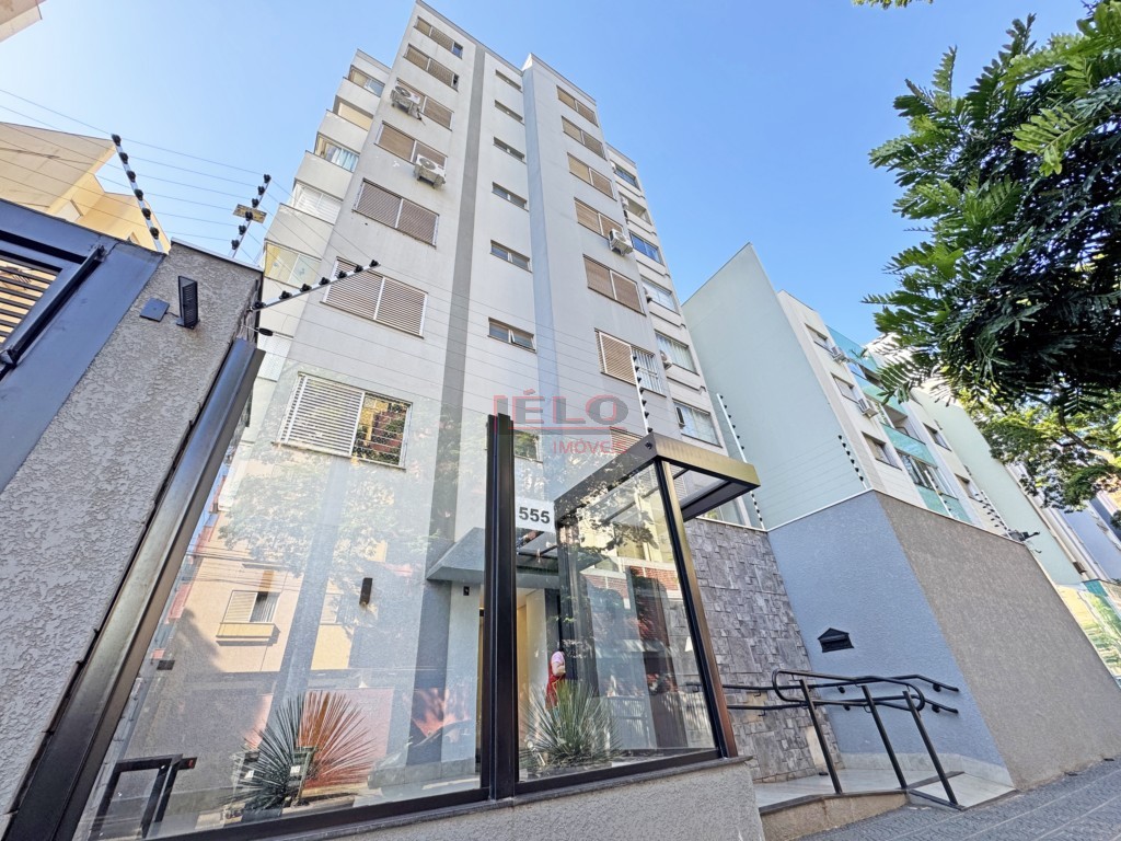 Apartamento para locacao no Zona 07 em Maringa com 144m² por R$ 2.000,00