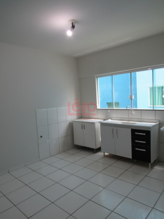 Apartamento para locacao no Zona 07 em Maringa com 50m² por R$ 1.000,00