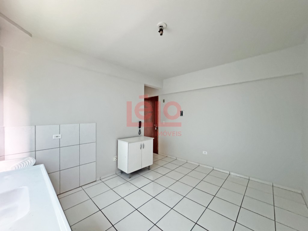 Apartamento para locacao no Zona 07 em Maringa com 50m² por R$ 1.000,00