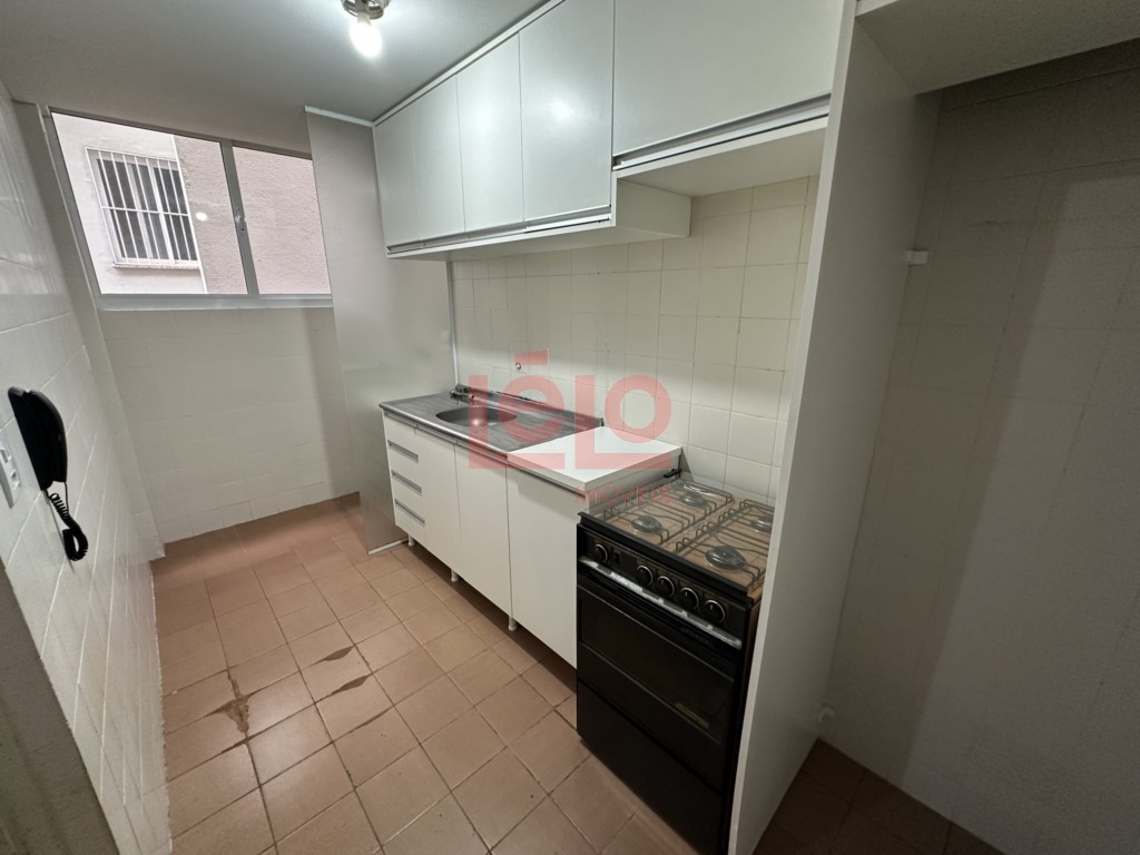 Apartamento para locacao no Zona 07 em Maringa com 77,27m² por R$ 1.200,00