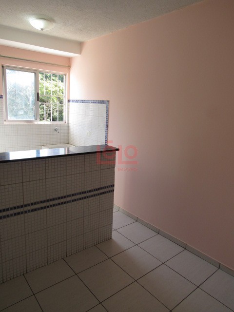 Apartamento para locacao no Zona 07 em Maringa com 52,47m² por R$ 920,00