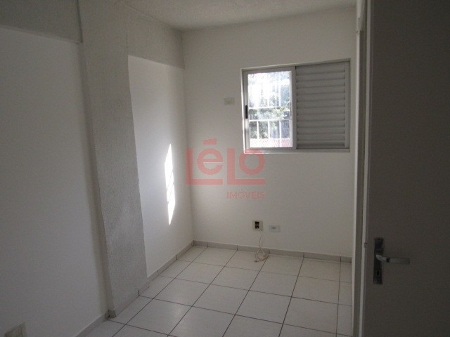 Apartamento para locacao no Zona 07 em Maringa com 52,47m² por R$ 920,00