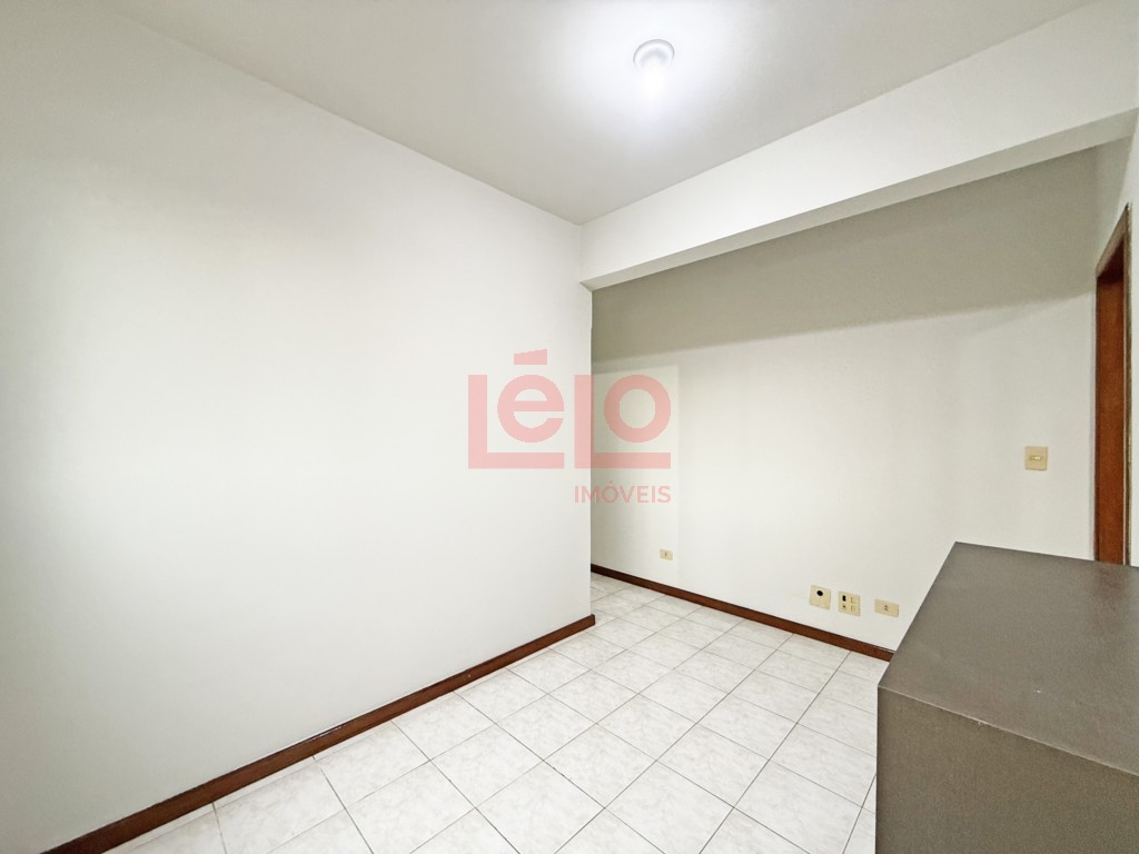 Apartamento para venda no Zona 01 em Maringa com 83,32m² por R$ 210.000,00