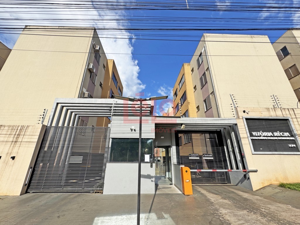 Apartamento para locacao no Parque Res Aeroporto em Maringa com 87,75m² por R$ 1.400,00