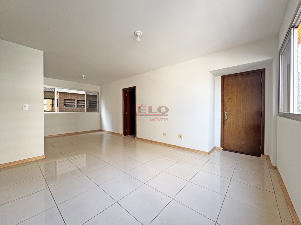 Apartamento para locacao no Zona 01 em Maringa com 173,96m² por R$ 2.500,00