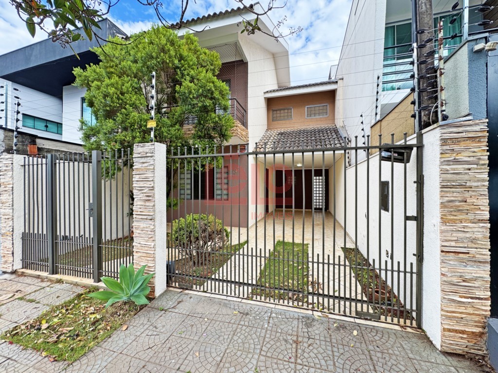 Sobrado para locacao no Jardim Italia em Maringa com 191,63m² por R$ 3.600,00